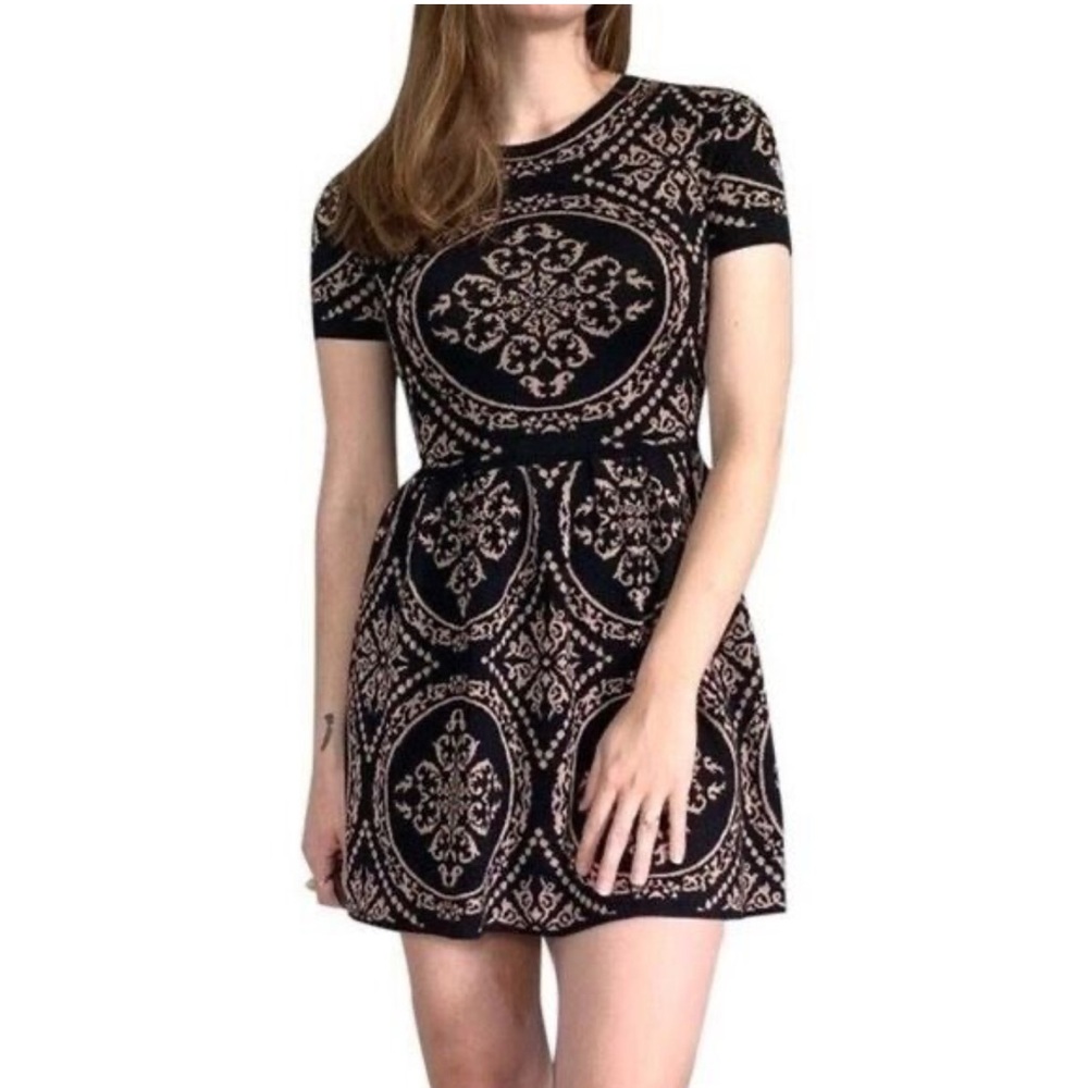 Romeo + Juliet Baroque damask intarsia knit dress size s